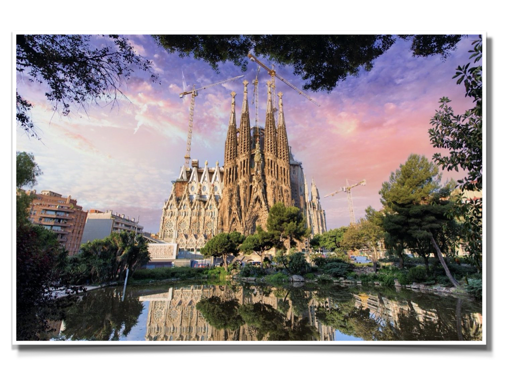 Sagrada_familia_sunset